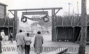 Disneyland Christmas 1955 F